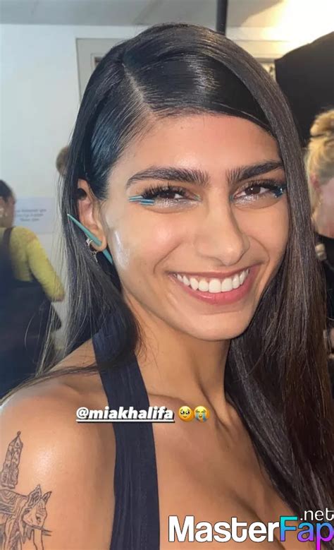 mia khalifa naked pics|Mia Khalifa Naked Porn Videos 